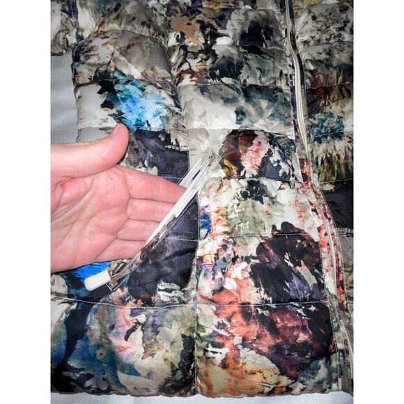 Yest Quilted Floral‎ Pattern Jacket - Women's Size 8 - Warm & Pretty - Picture 4 of 11